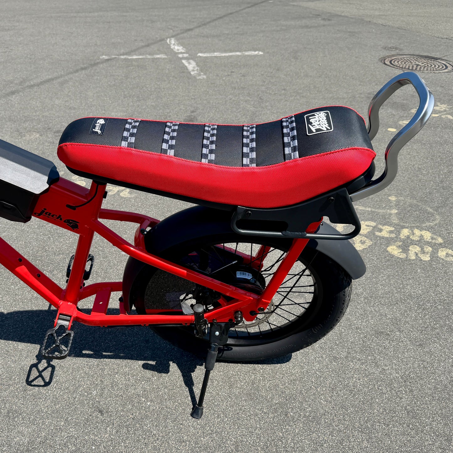 Thrill Seekers Red Racer Saddle