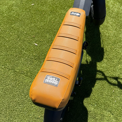 Thrill Seekers Caramel Saddle