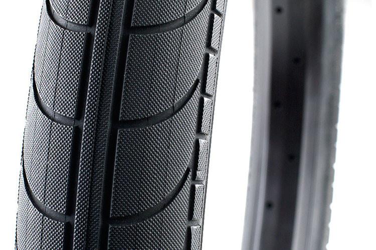 BALLAST TIRE